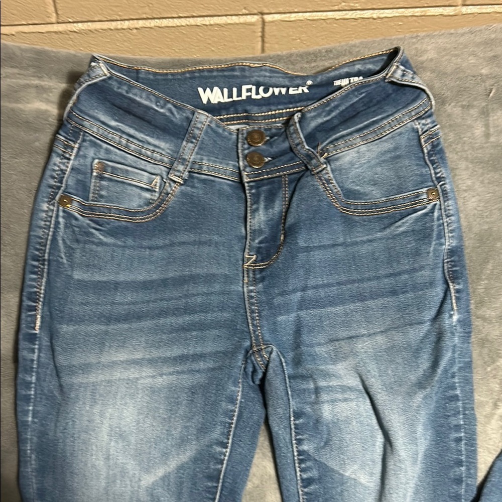 Wallflower Women's Skinny Jeans